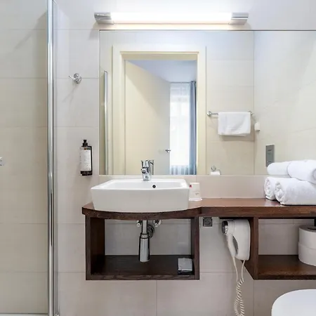 Platinum Adults Apartament *